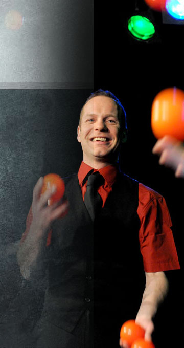 Sven Stutzenberger jongliert Blle